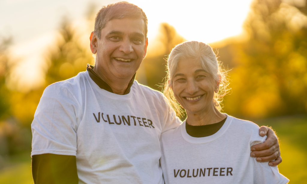 Alumni volunteers strengthening their school community through service
